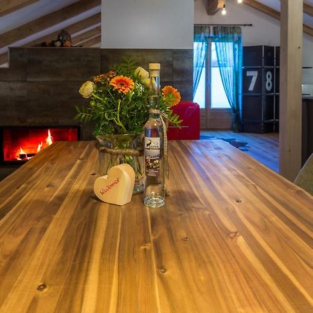 Alpen Appartement Beletage Mayrhofen Esterno foto